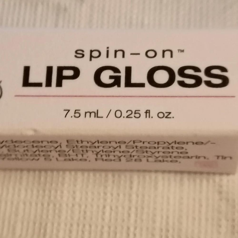 Woosh Beauty Spin On Lip Gloss Glimmer NIP